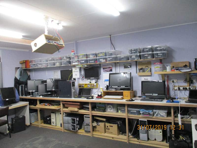 Drouin Mens Shed computer room
